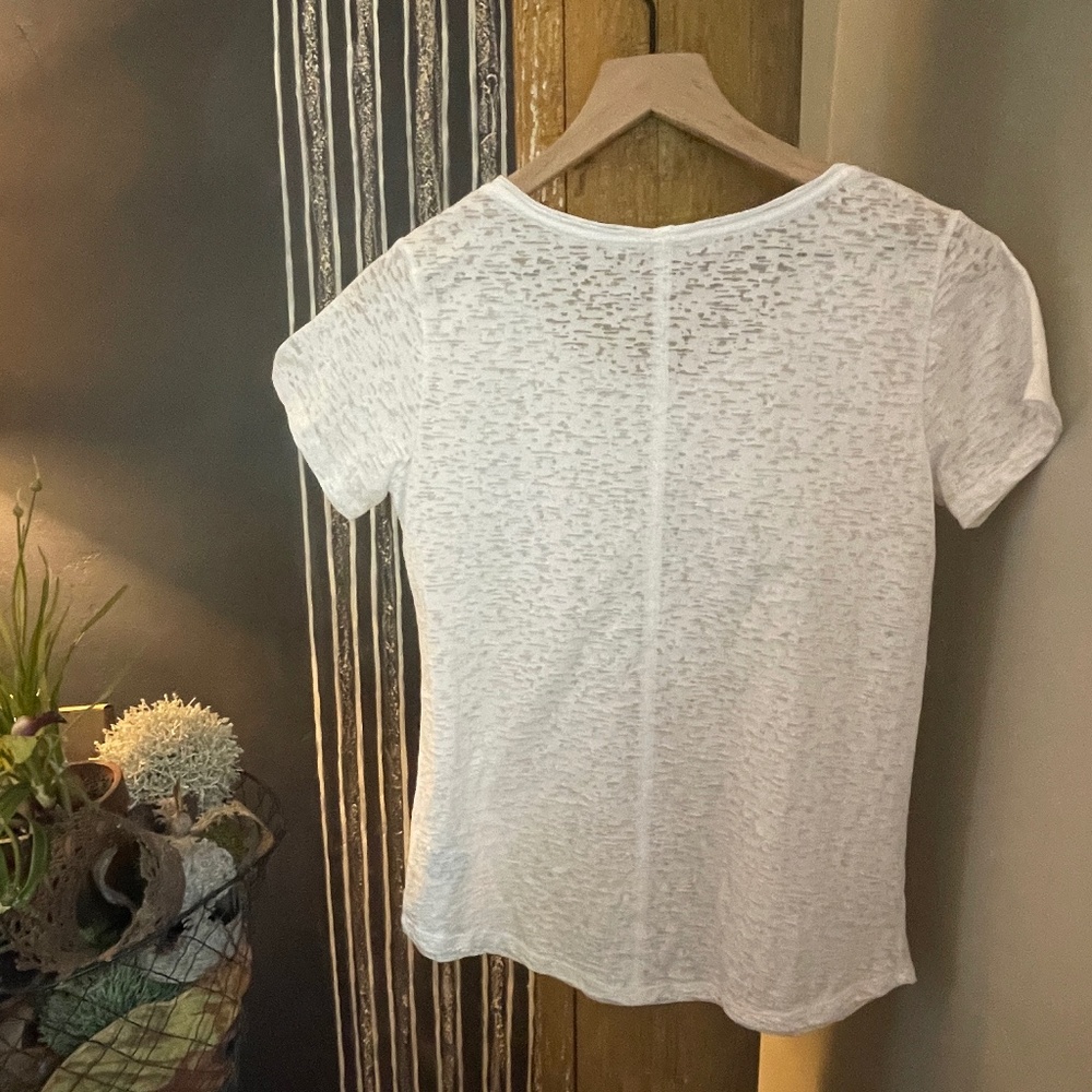 Sparkling White Columbia W's Graphic Design Top - Picture 2 of 5